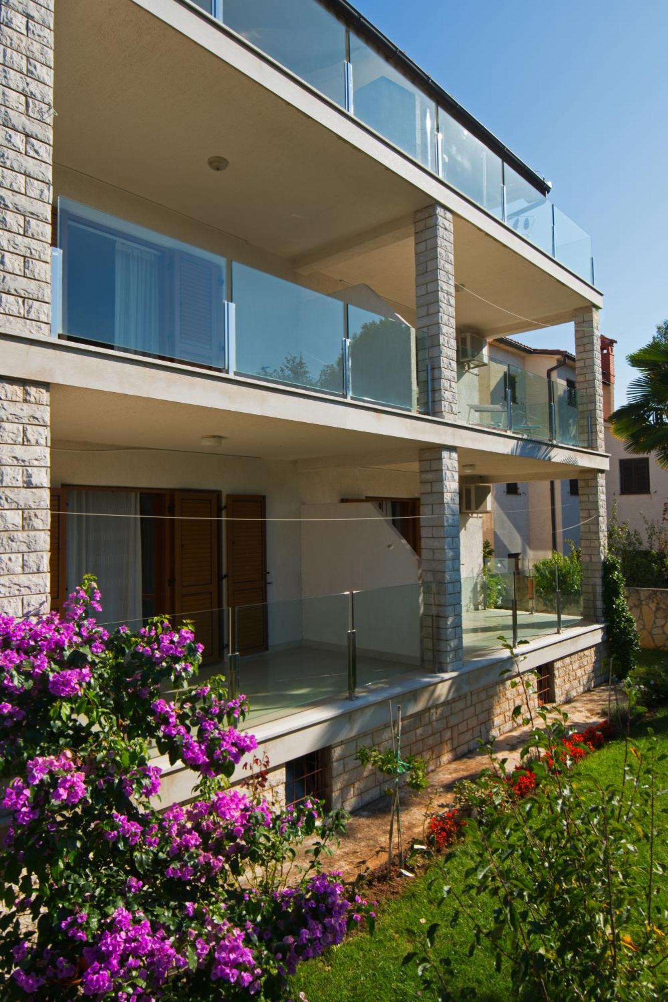 Apartments Mira 1 Премантура Экстерьер фото